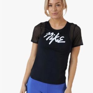 Nike Dry-Fit Runway Short Sleeve T-Shirt Black White Size L Mesh Sleeveles